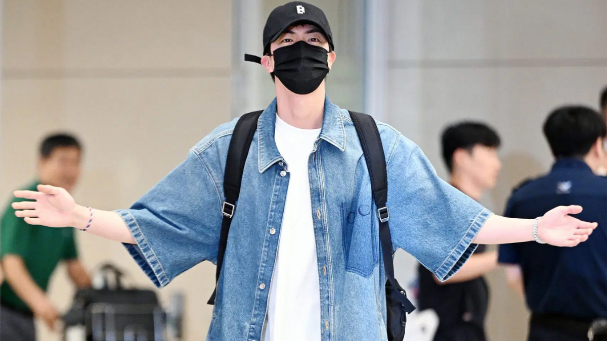 Hinh anh 10: Kham pha the gioi tui hieu qua bo suu tap cua Jin BTS