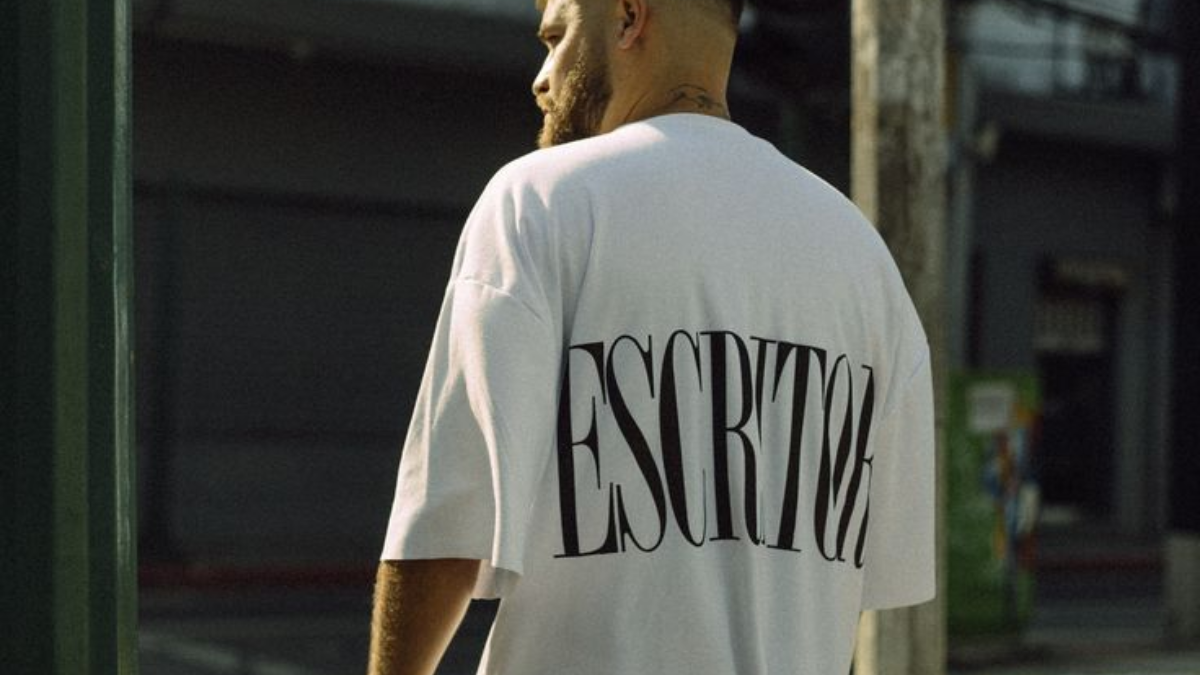 Hinh anh 3: Ao phong oversize: Item khong the thieu trong moi tu do