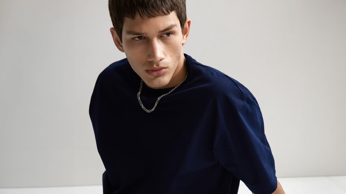 Hinh anh 1: Ao phong oversize: Item khong the thieu trong moi tu do