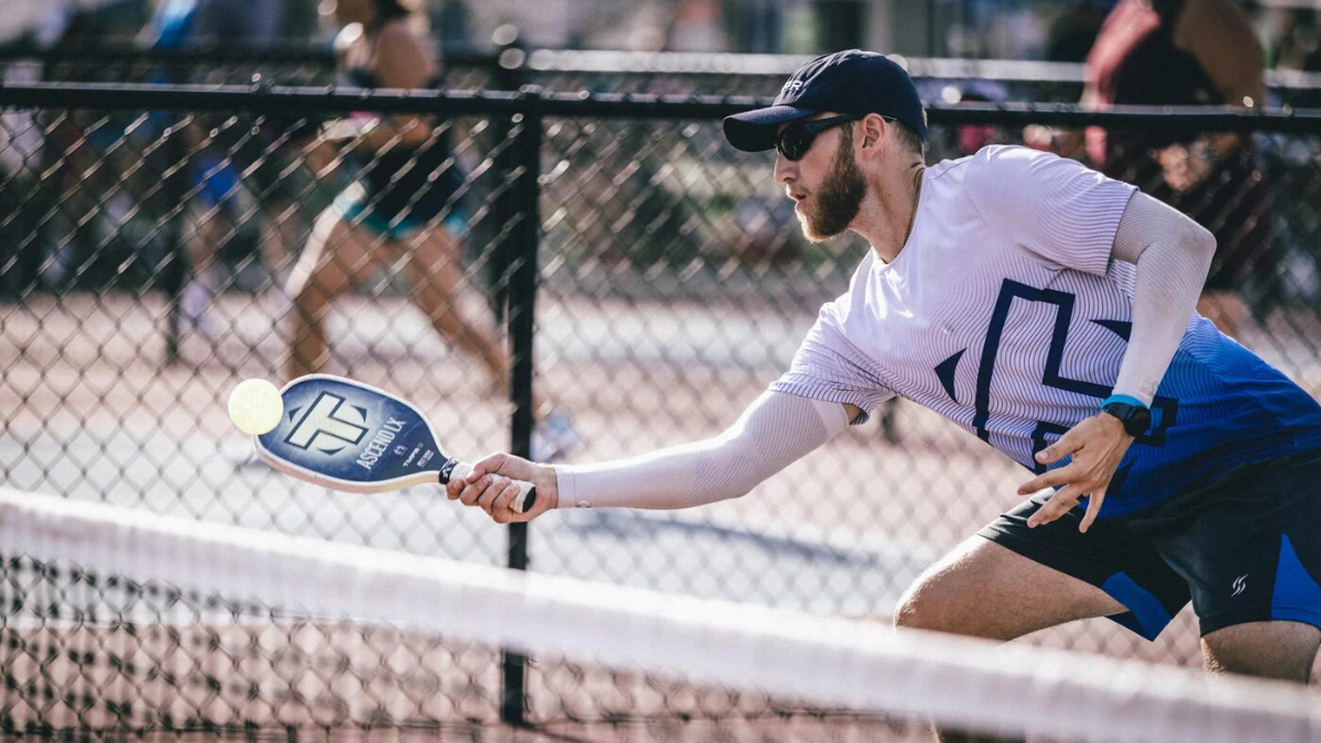 Review chi tiết vợt pickleball TMPR Sports Tantrum LX Hinh anh 3: Review chi tiet vot pickleball TMPR Sports Tantrum LX