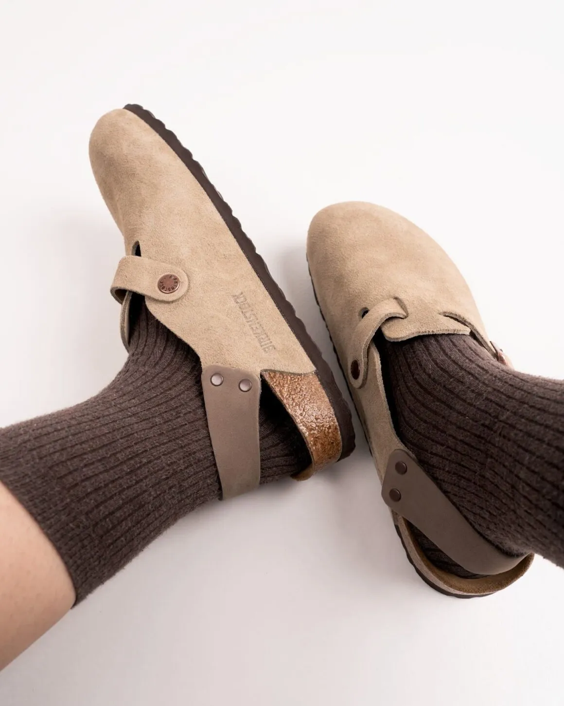 Top những mẫu Birkenstock đắt hàng nhất 2024 Hinh anh 2: Top nhung mau Birkenstock dat hang nhat 2024