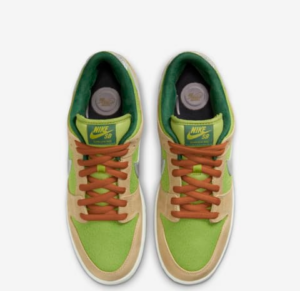 Giay Nike SB Dunk Low 'Escargot' FQ7585-200