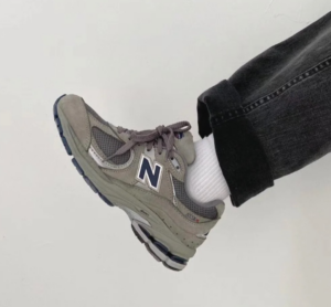 Giay New Balance 2002R GS 'Castlerock' GC2002R0