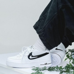Giay Nike Air Force 1 Low GS 'Swoosh White Black' DR7889-100