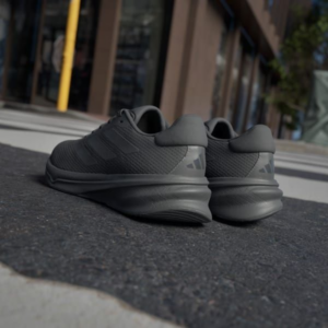 Giay Adidas Supernova Stride 'Triple Black' IG8319