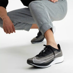 Giay Nike Zoom Fly 3 'Black White' AT8240-007