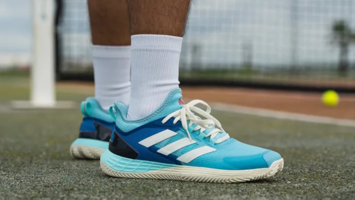 Review Adidas Adizero Ubersonic 4.1: Co dang de so huu?