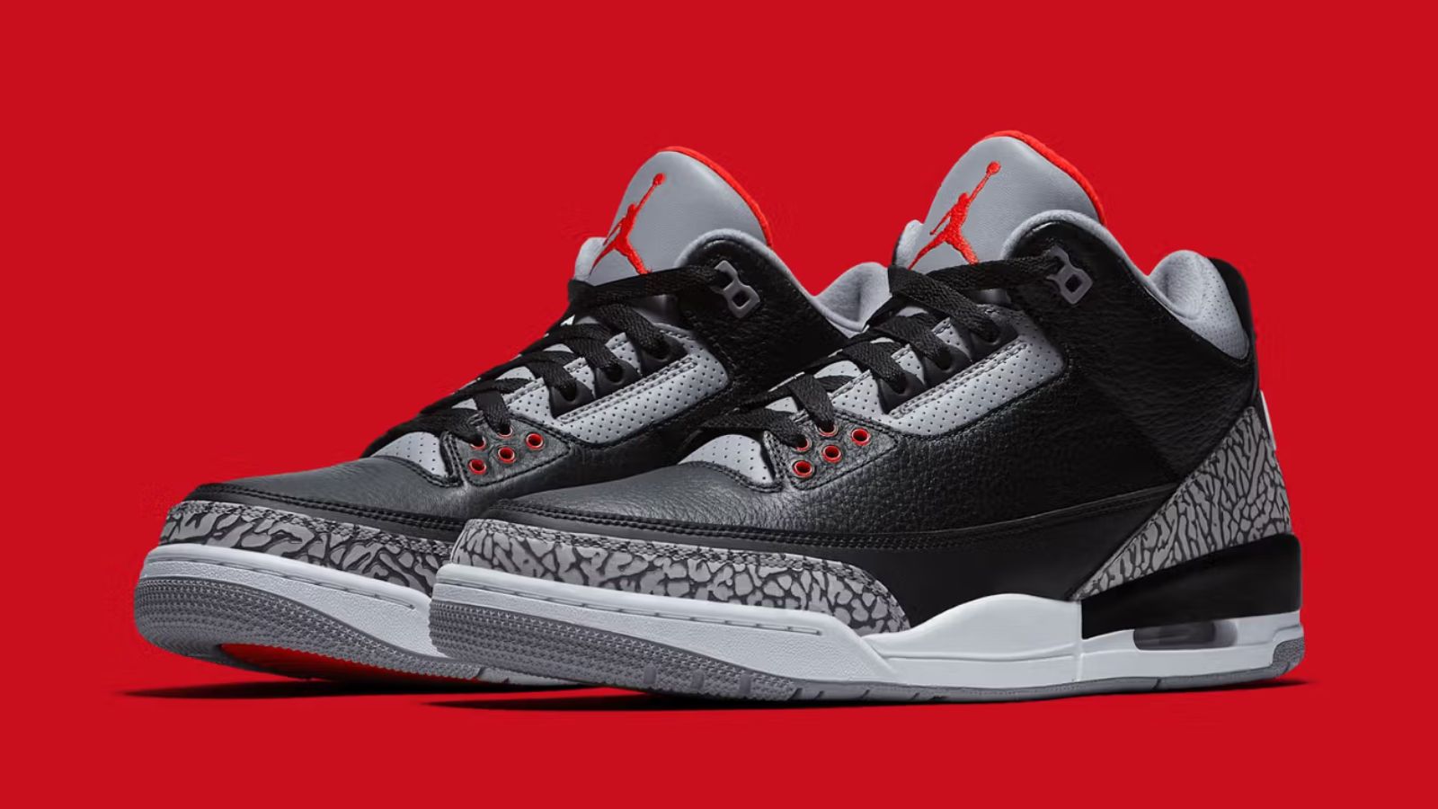 Air Jordan 3 ‘Black Cement’ 2018 và 2024: Có điểm gì khác nhau? Hinh anh 5: Air Jordan 3 ‘Black Cement’ 2018 va 2024: Co diem gi khac nhau?