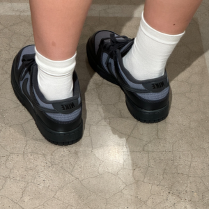 Giay Nike Dunk Low SE 'Off Noir Smoke Grey' FZ3052-001