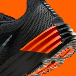 Giay Nike Lunar Roam 'Black Safety Orange' HJ8999-001