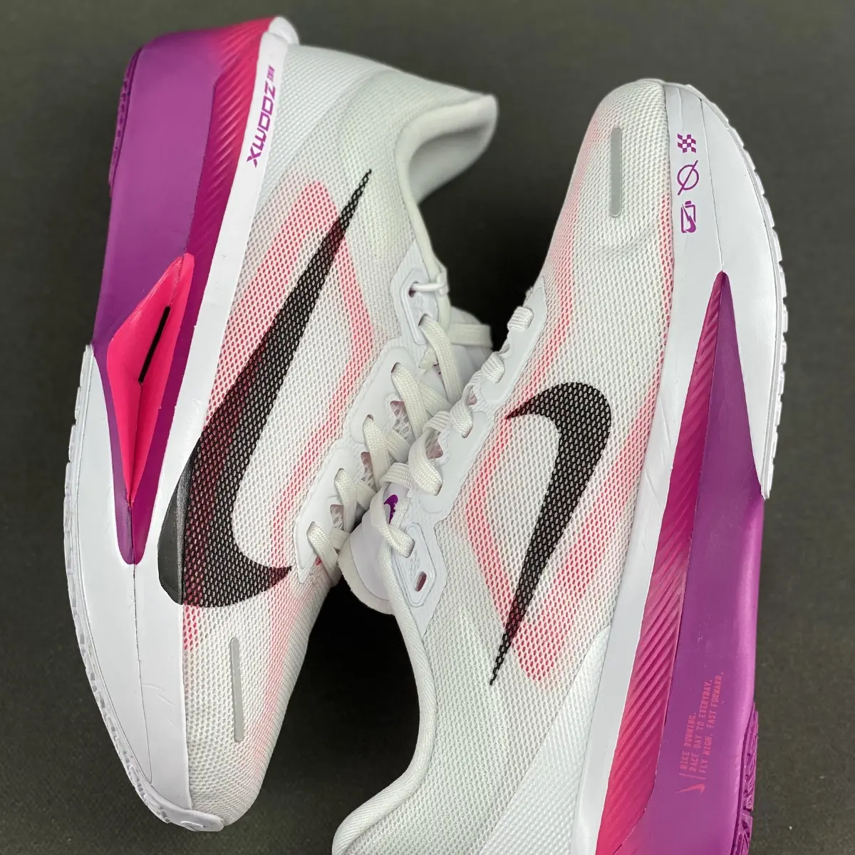 Alternative view of Giày Nike Zoom Fly 6 'Hyper Pink' FN8454-101