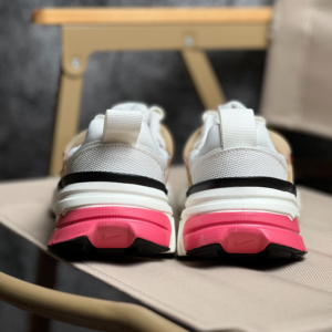 Giay Nike V2K Run 'Guava Ice' HJ7389-838