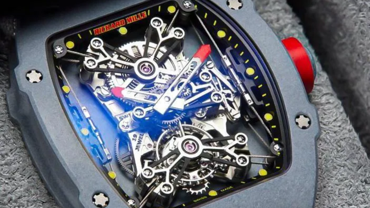 Bộ sưu tập những mẫu đồng hồ bất hủ của Rafael Nadal (Phần 1) Hinh anh 4: Bo suu tap nhung mau dong ho bat hu cua Rafael Nadal (Phan 1)