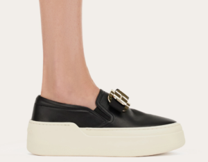 Giay Salvatore Ferragamo New Vara Plate Slip On 'Black' 030606-774815