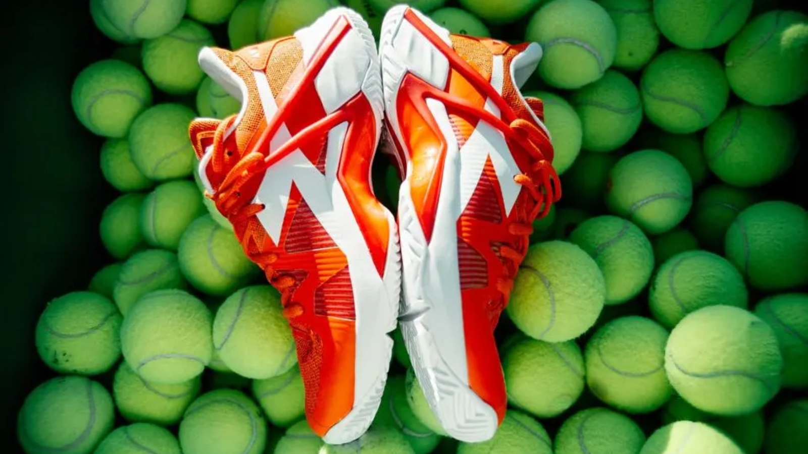 Hinh anh 1: Top 10 doi giay tennis nam dang mua nhat nam 2024 (Phan 2)