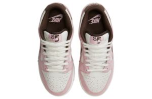 Giay Nike Dunk Low SE 'Sail Pink Glaze' HV1799-161
