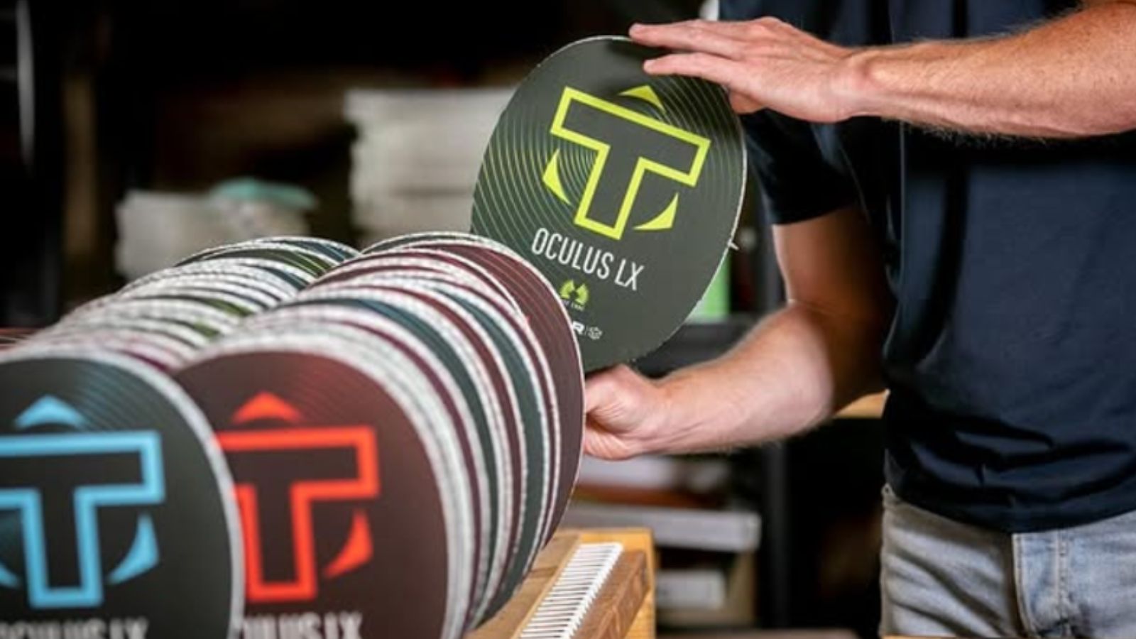 Review vợt TMPR Sports Oculus LX: Điểm mạnh và hạn chế Hinh anh 6: Review vot TMPR Sports Oculus LX: Diem manh va han che