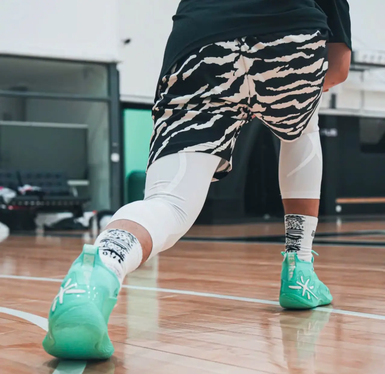 Alternative view of Giày Li-Ning Way of Wade 11 'Freedom' ABAU049-14