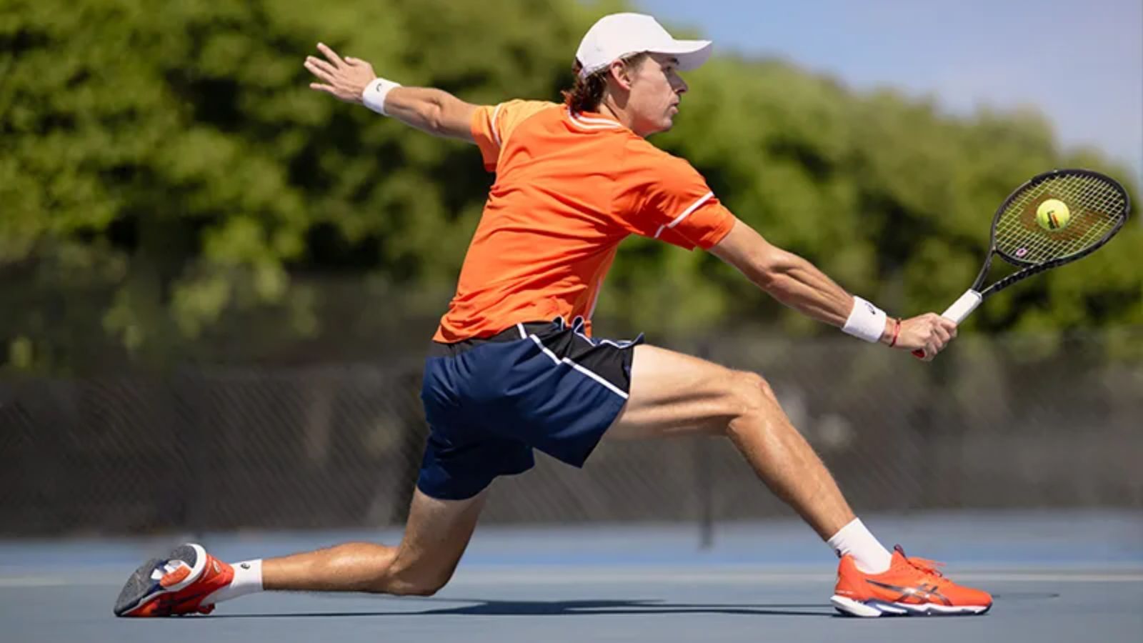 Hinh anh 1: Top 10 doi giay tennis nam dang mua nhat nam 2024 (Phan 1)