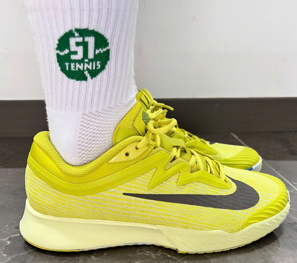 Alternative view of Giày Nike Court Air Zoom Vapor Pro 3 Premium HC 'High Voltage' HF7829-300