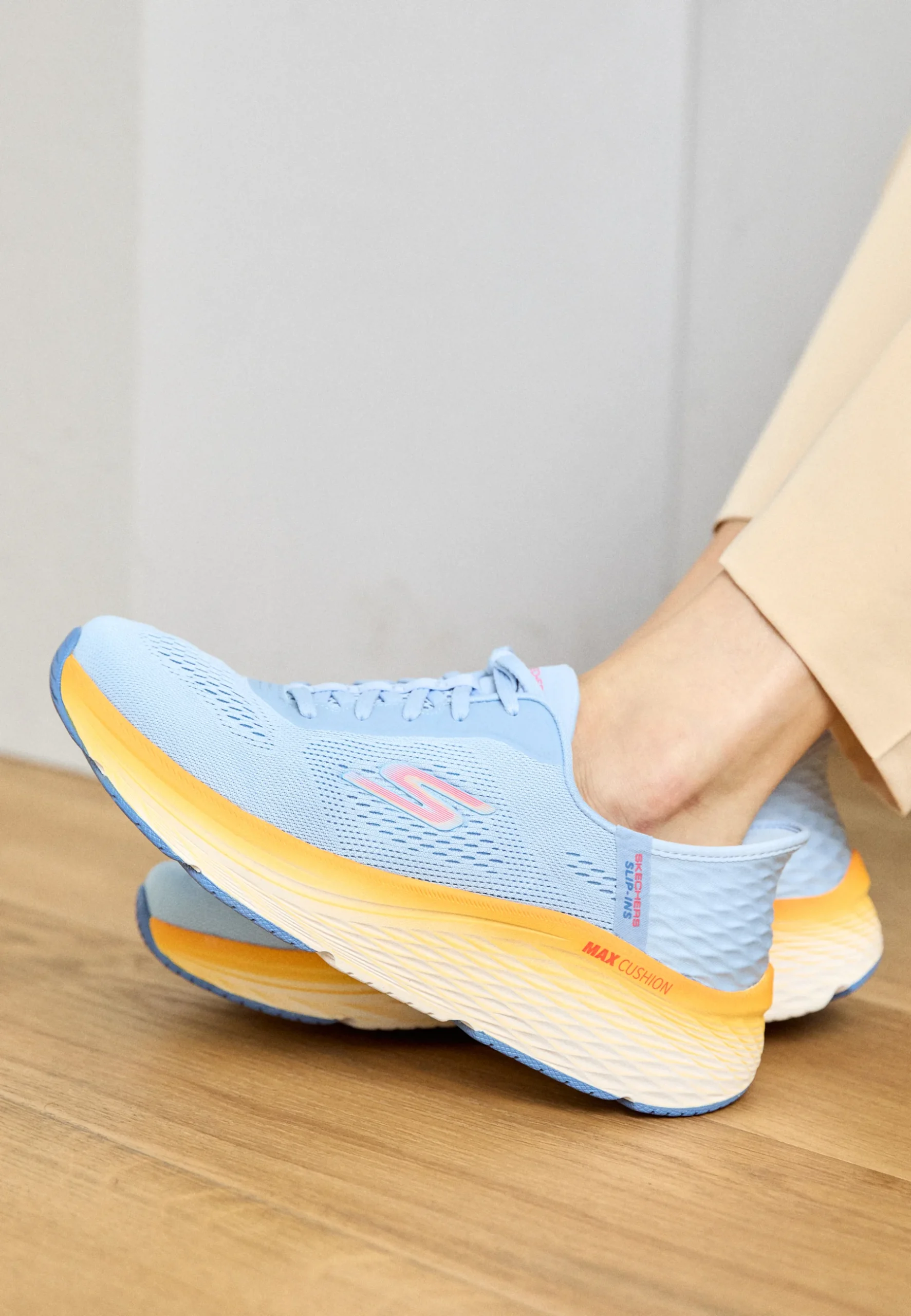 Hinh anh 3: Max Cushioning Elite 2.0 - Lua chon sieu em ai cua nha Skechers