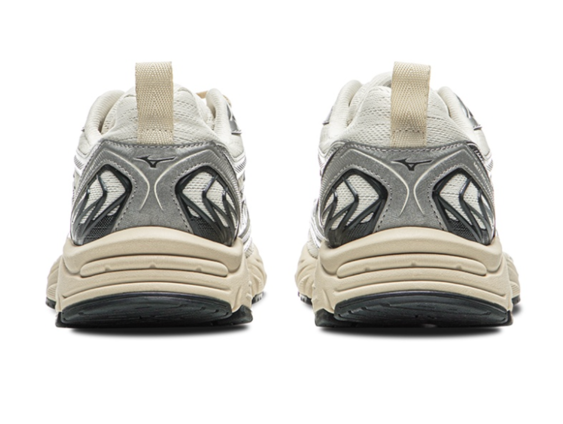 Giay Mizuno Fiyi V2 'Silver Cream' D1GH241511
