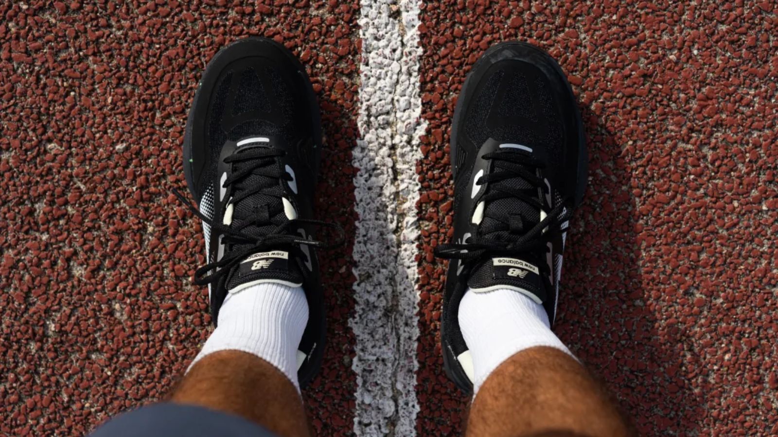 Hinh anh 5: New Balance 796 v4: Co phu hop cho nguoi moi choi tennis?