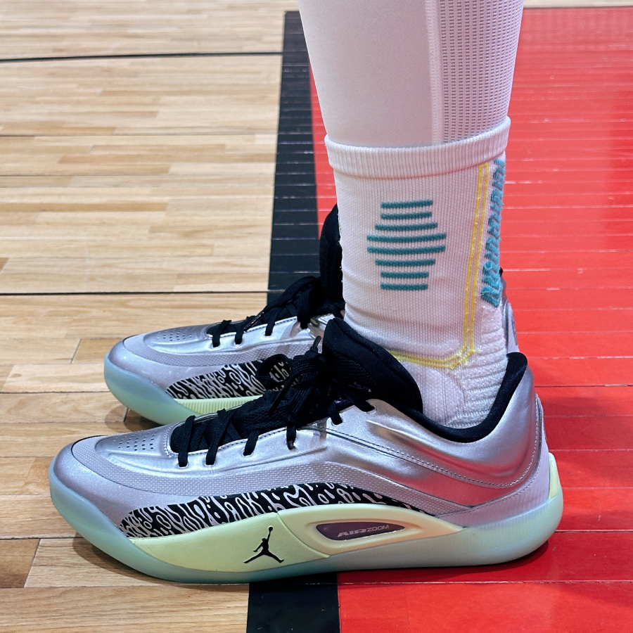 Alternative view of Giày Nike Air Jordan Zion 4 'Grey Fog Metallic Silver' FD0591-005