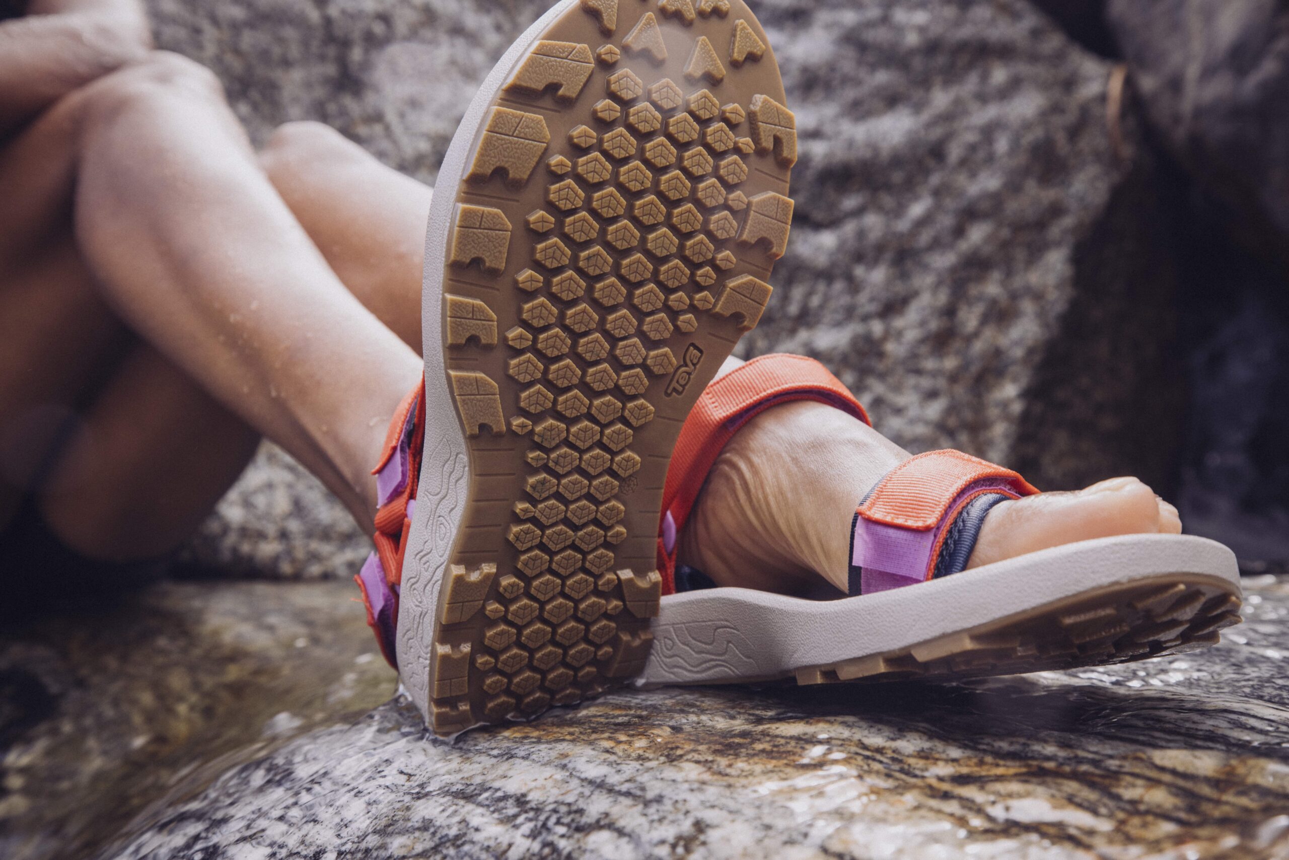 Teva Hydratrek đôi dép cân mọi địa hình và mọi loại thời tiết