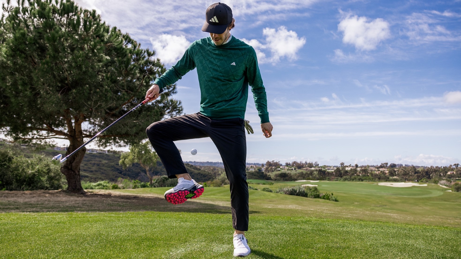 Adidas Codechaos 25 đôi giày golf này có gì?