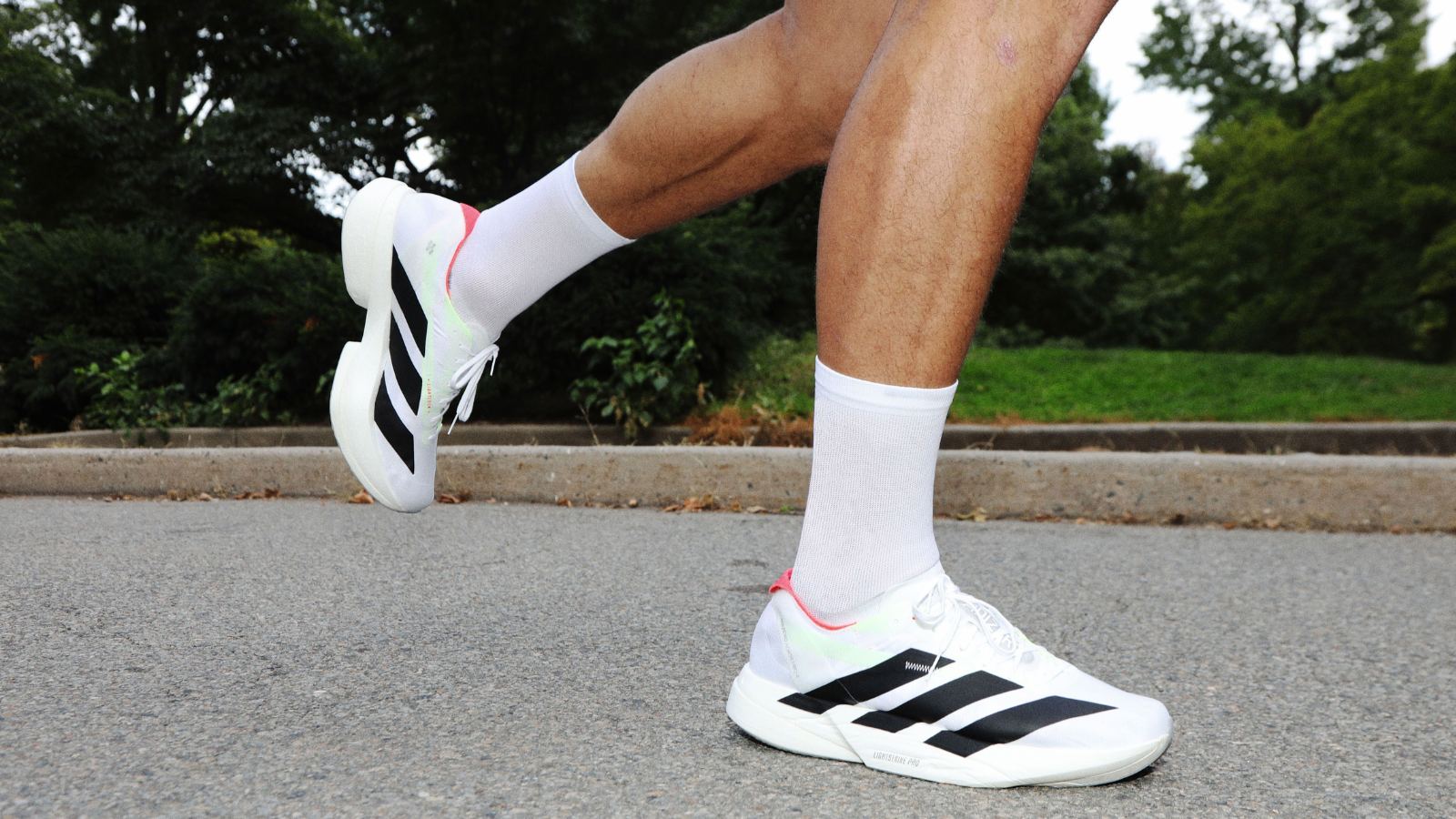 Hinh anh 4: Adidas dang dinh nghia lai su doi moi?