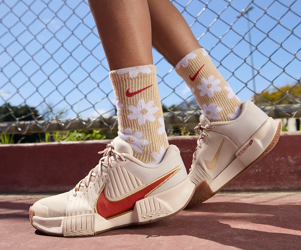 Những đôi giày tennis nữ đáng chọn nhất Hinh anh 6: Nhung doi giay tennis nu dang chon nhat