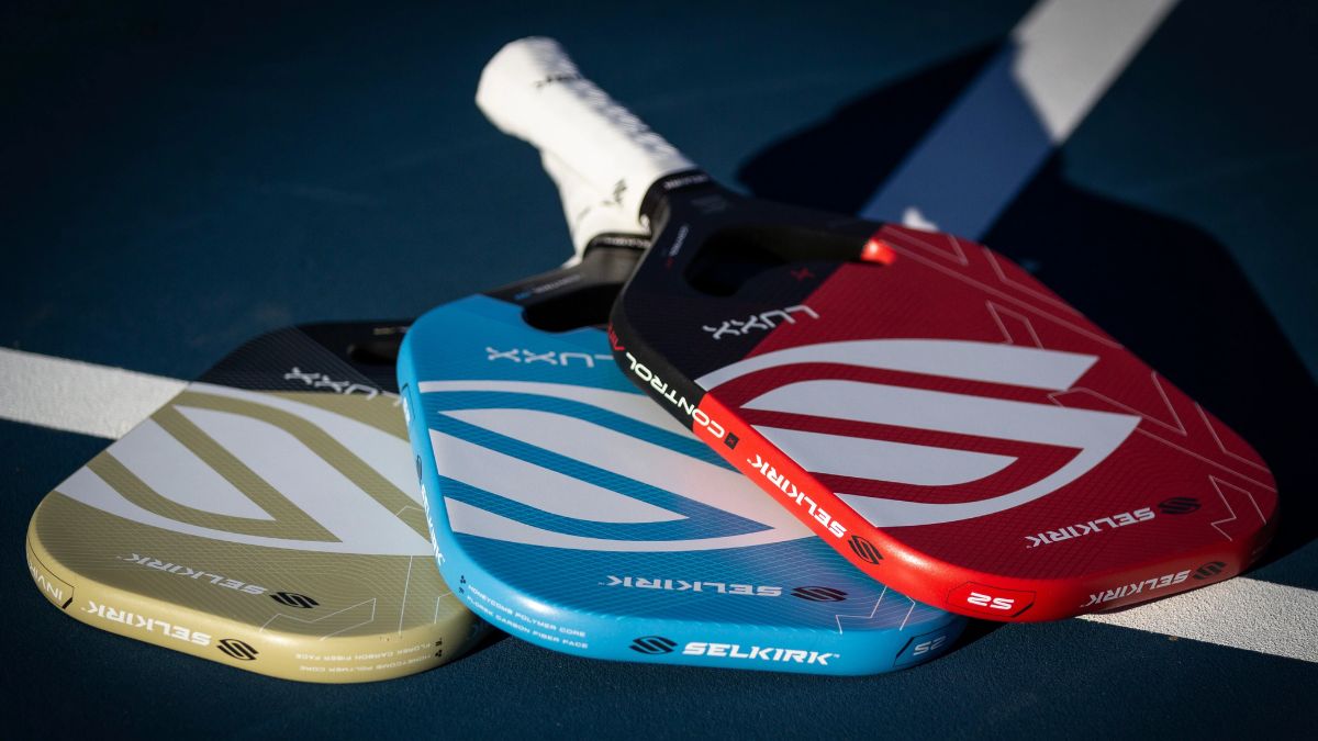 So sanh chi tiet vot Selkirk LUXX Control Air va LABS Project 003