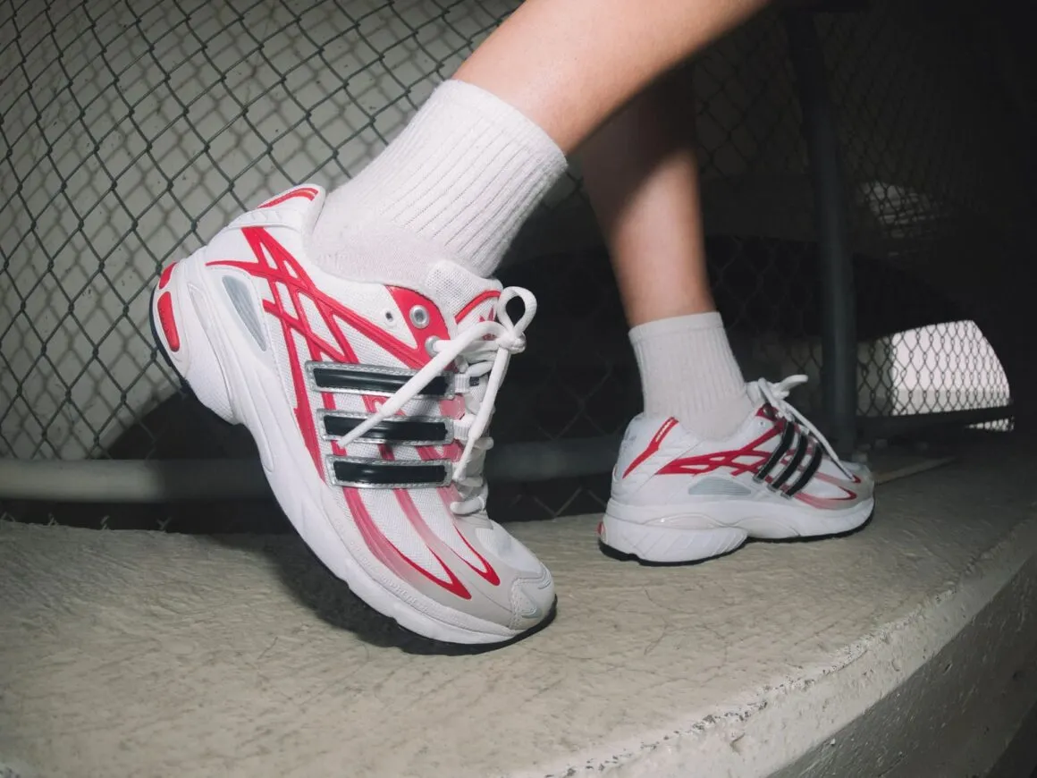 Hinh anh 9: Top nhung mau giay adidas hot trend trong nam 2025