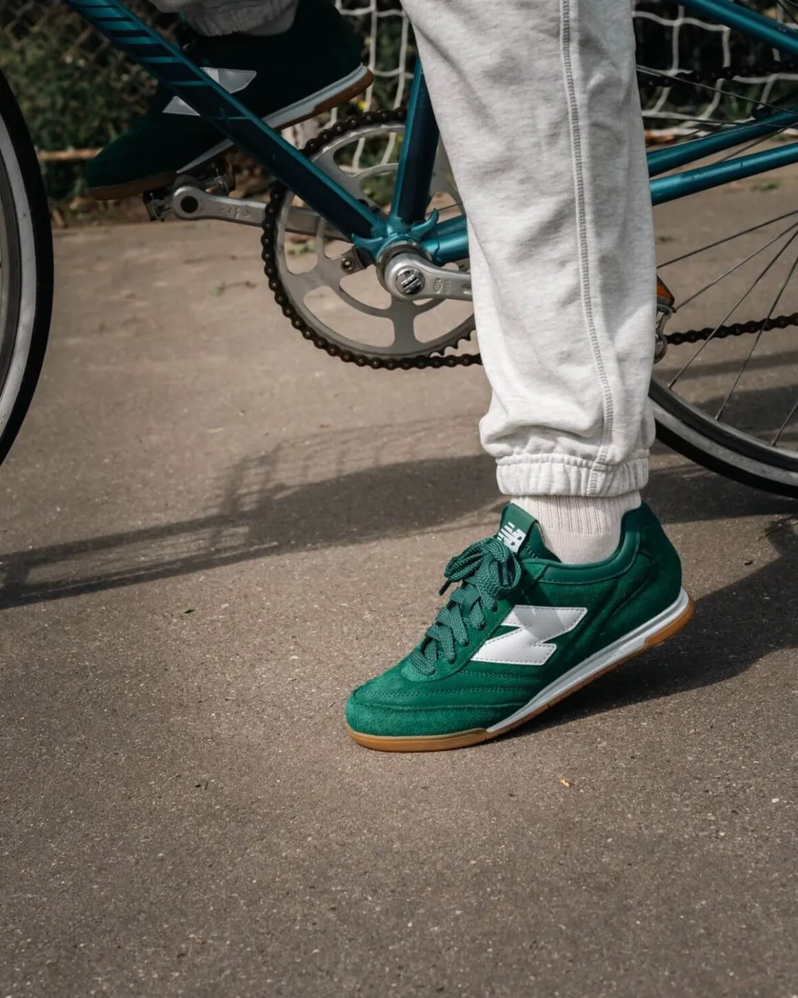 Hinh anh 9: Top nhung mau sneaker Football-Style hot nhat hien nay