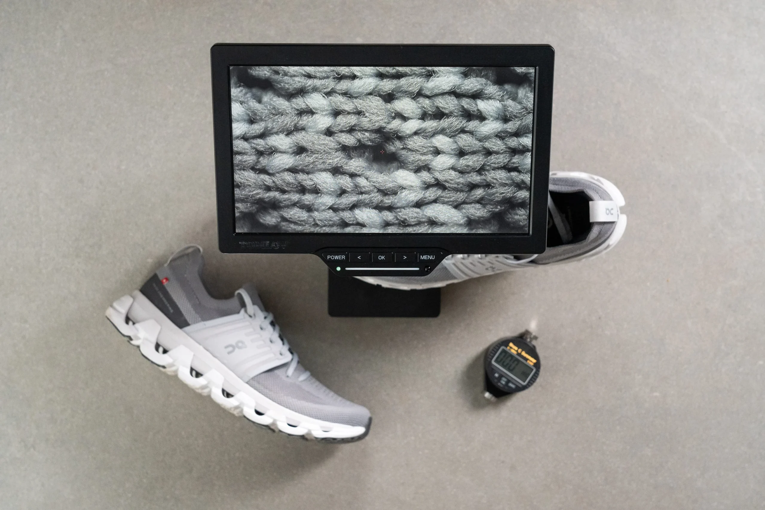 Danh gia On Cloudswift 3 AD doi giay di bo hien dai va thoai mai