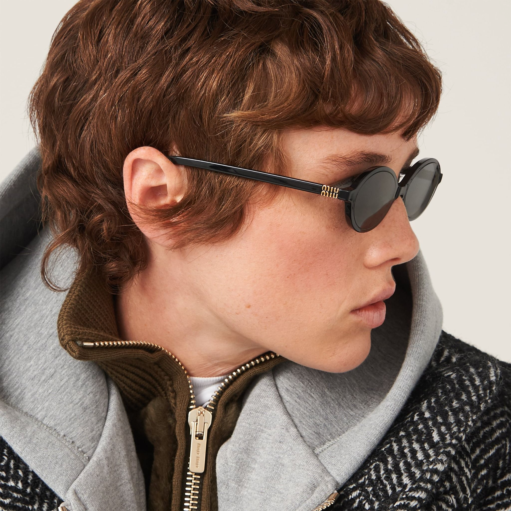 Kinh Miu Miu Regard Sunglasses 'Black' SMU04Z-E1AB-F05S0-C-050