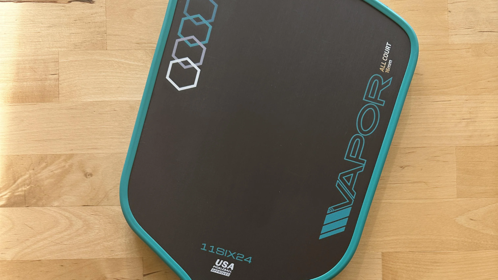 11SIX24 Power Series: Hiệu suất tối ưu trong thiết kế Gen 3 Hinh anh 2: Vot 11SIX24 Power Series Gen 3 voi thiet ke hien dai va hieu suat manh me