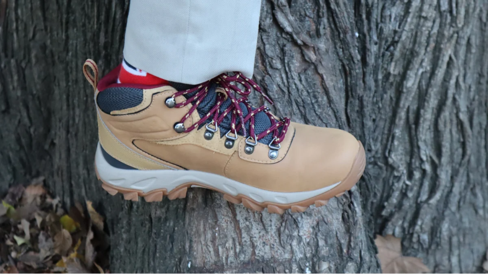 Columbia Newton Ridge Plus II Waterproof: Giày trekking lý tưởng cho người mới Hinh anh 5: Giay Columbia Newton Ridge Plus II Waterproof cho trekking