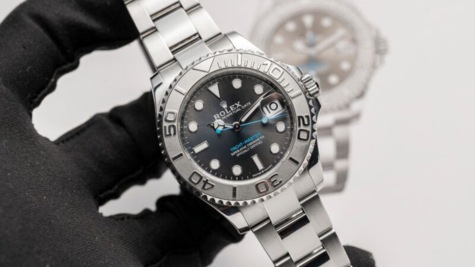 Hinh anh 2: Dong ho Rolex Yacht-Master 37 voi thiet ke sang trong va dang cap