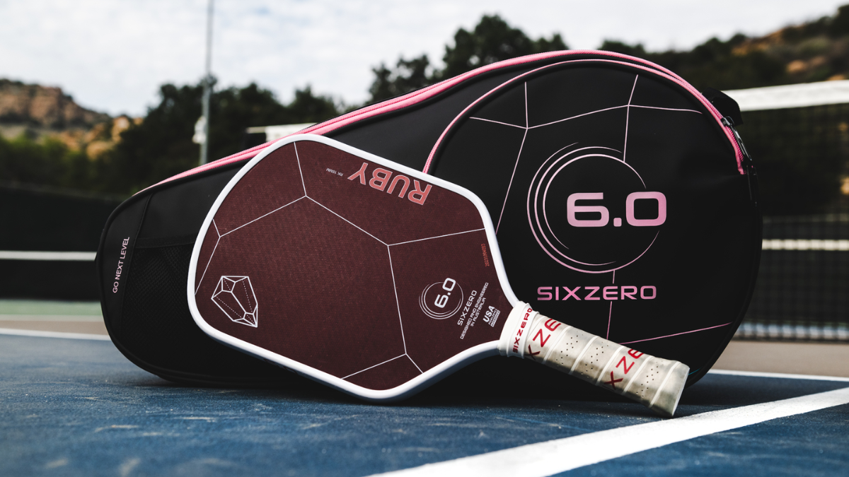 Vot pickleball Six Zero Ruby voi cong nghe thermoformed