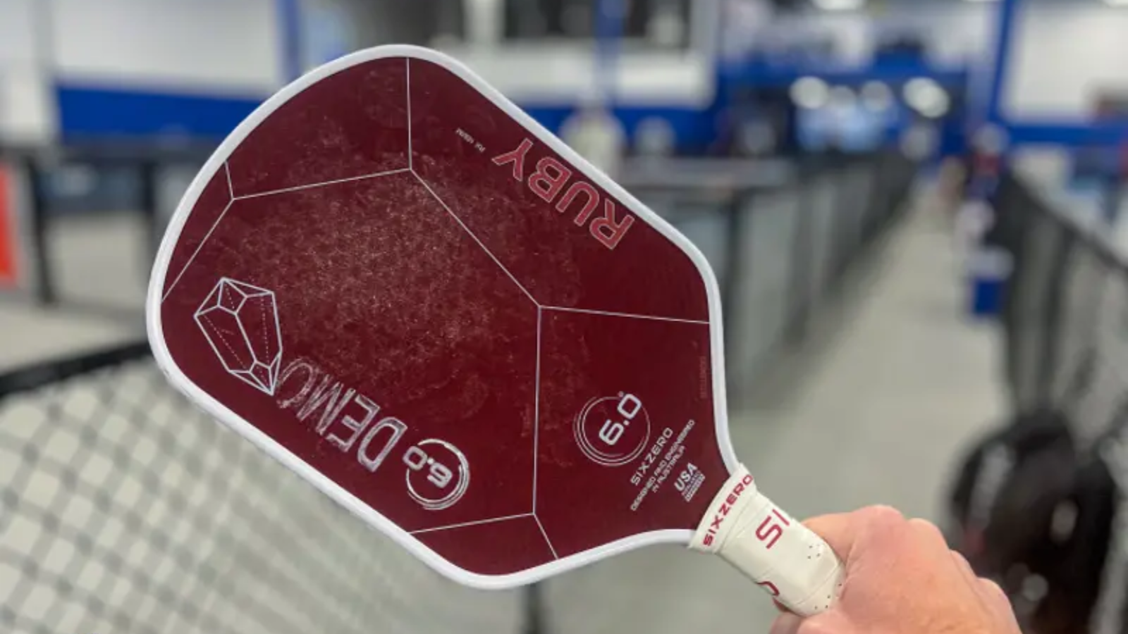 Đánh giá vợt Pickleball Six Zero Ruby: Vũ khí Thermoformed Hinh anh 6: Vot pickleball Six Zero Ruby voi cong nghe thermoformed