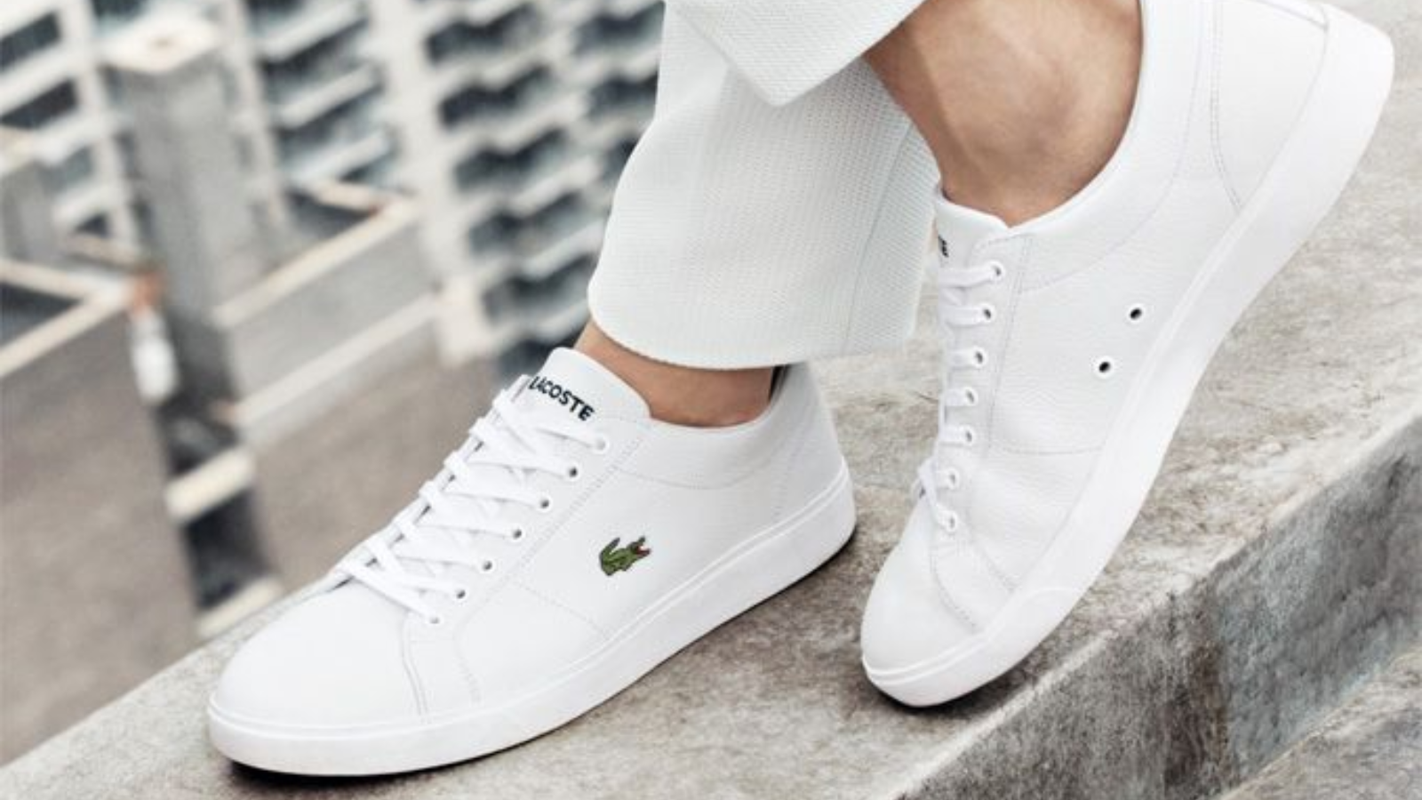 Hinh anh 7: Hinh anh giay Lacoste L003 Neo Shot the hien su ket hop giua the thao va thoi trang.