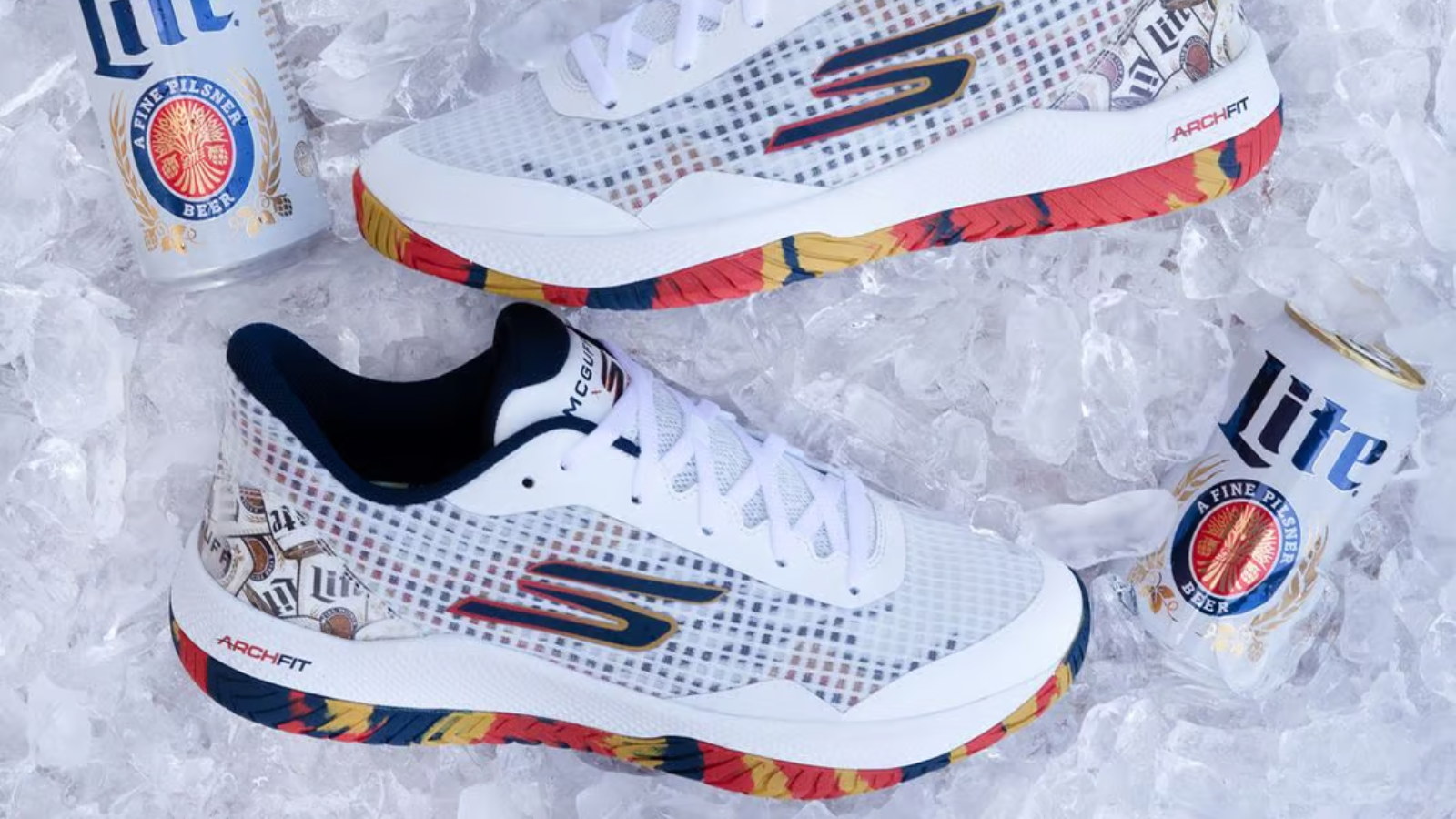 Giày Skechers Viper Court Pro: Lựa chọn tối ưu về giá trị Hinh anh 7: Hinh anh giay Skechers Viper Court Pro voi thiet ke hien dai va ben bi