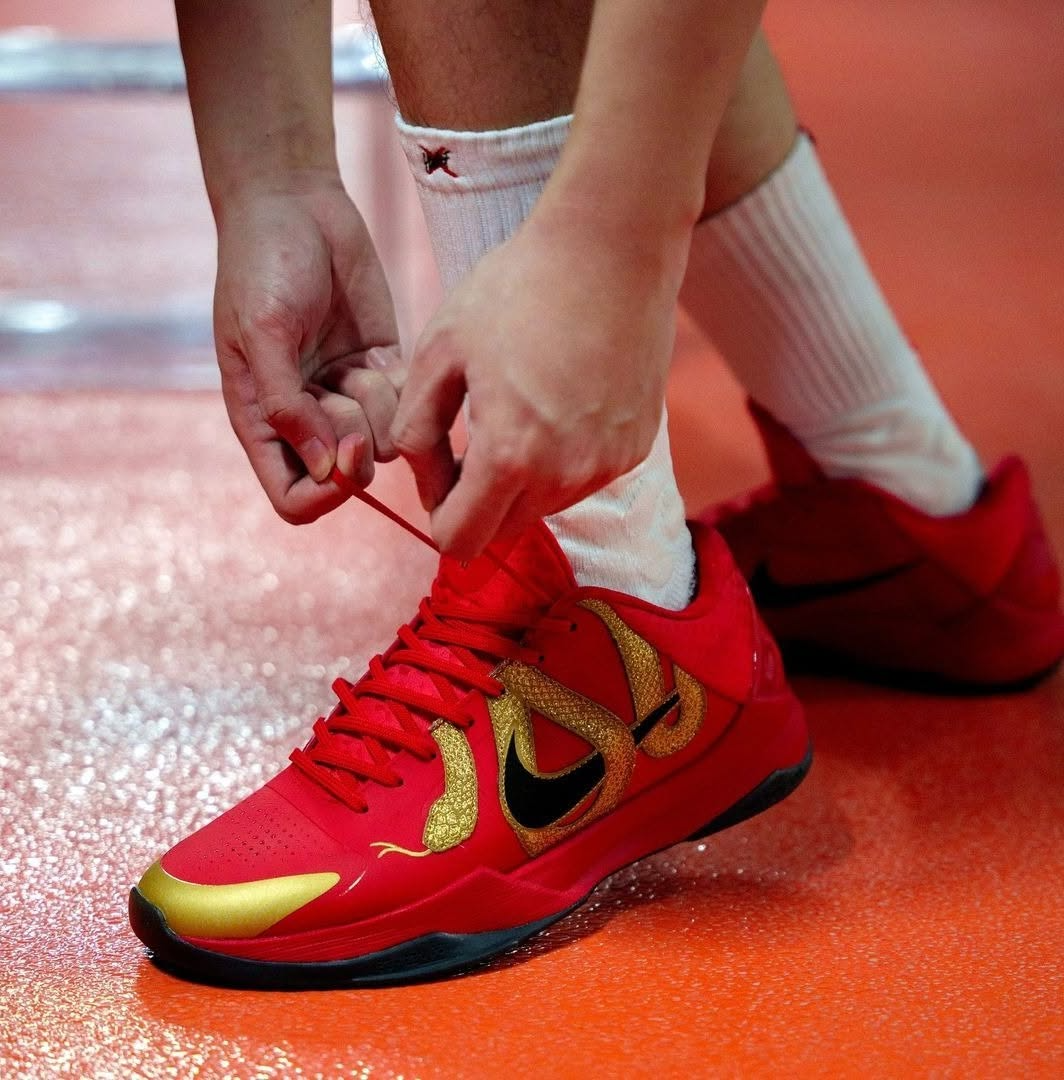 Alternative view of Giày Nike Kobe 5 Protro Year Of The Mamba 'Red' HF5182-600