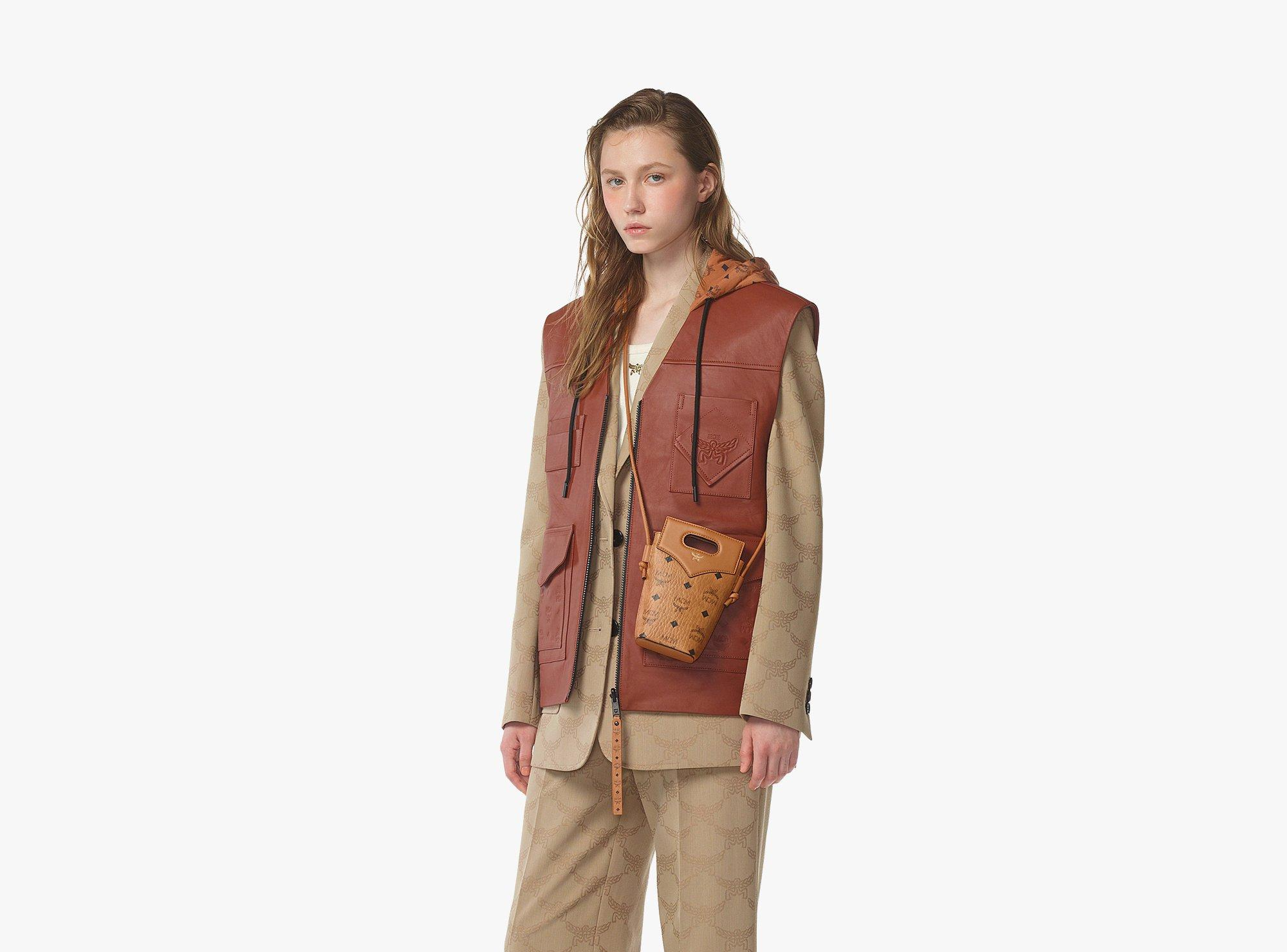 Tui MCM Diamond Crossbody Pouch In Visetos 'Cognac' MYZFSAK01CO001