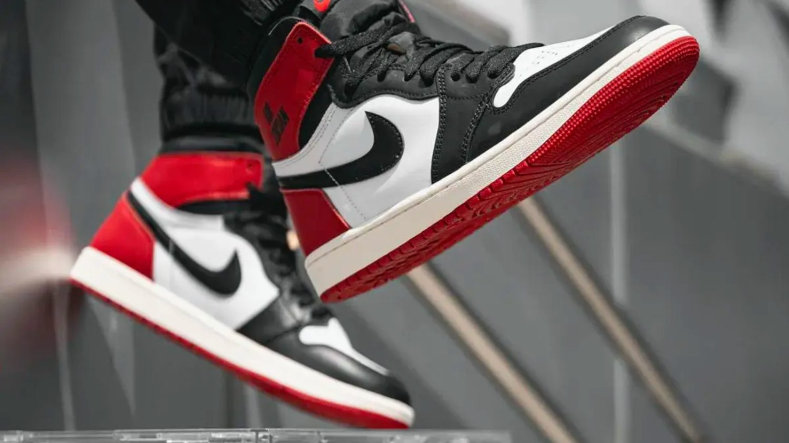 Những đôi sneaker được mong chờ nhất năm 2025 Hinh anh 5: Anh cac mau sneaker hot nhat nam 2025 tu Nike, Jordan, va Kobe