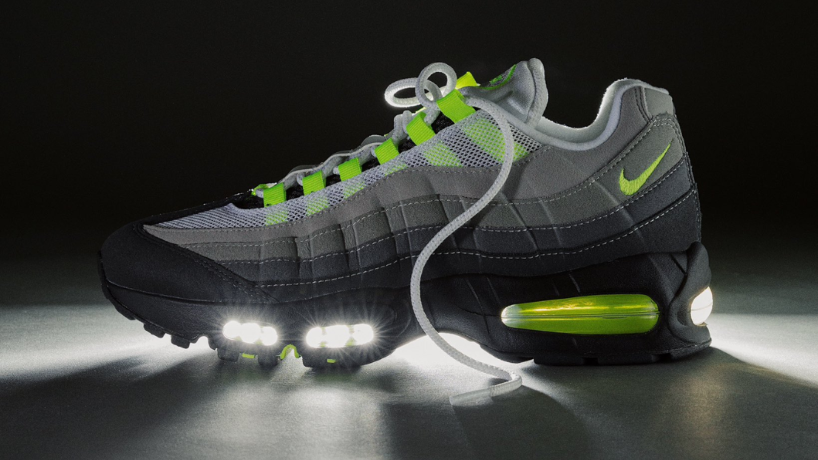 Hinh anh 6: Nike Air Max 95 ‘Neon’ 2025 voi thiet ke Big Bubble va phoi mau dac trung.
