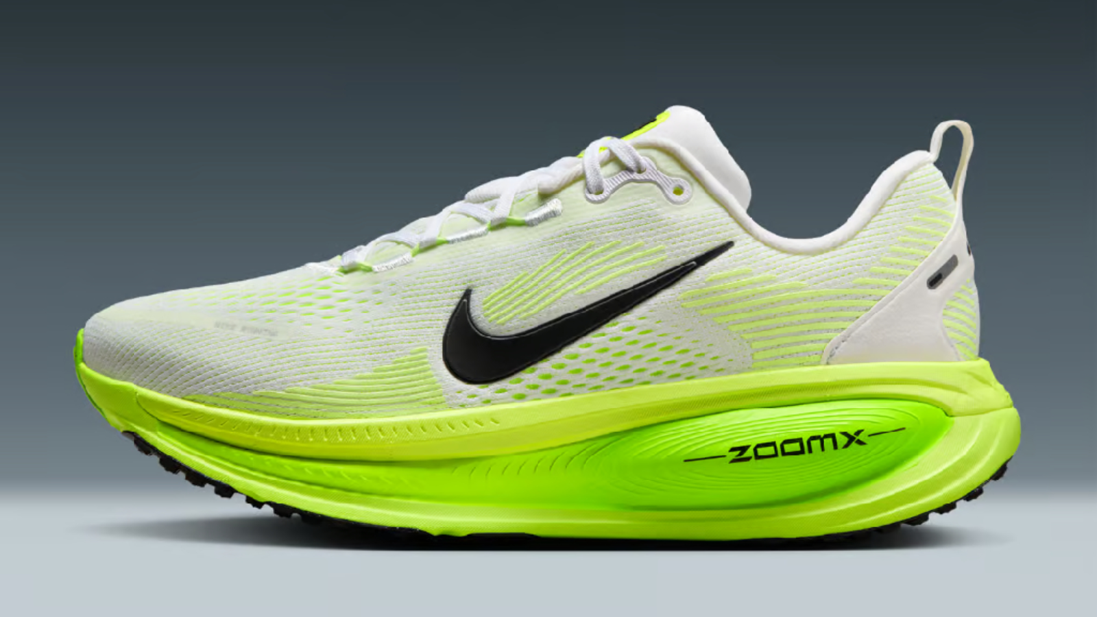 Nike Vomero 18: Hành trình êm ái cho những quãng đường dài Hinh anh 6: Hinh anh giay chay bo Nike Vomero 18 voi dem day, de cao 46mm