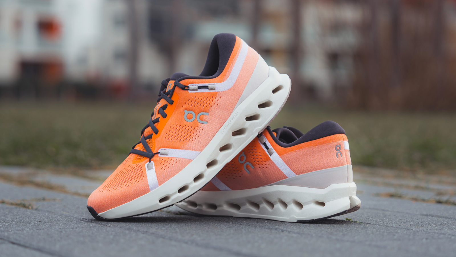 Hinh anh 7: Giay chay bo On Cloudsurfer 2 voi cong nghe CloudTec Phase™